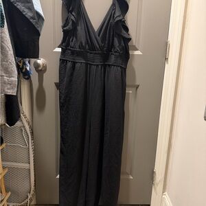 ARULA Black V-Neck Ruffle Strap Jumpsuit